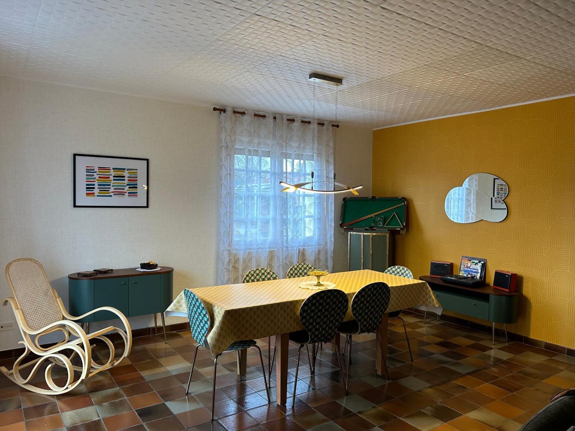 Gite La Maison Rose 란네메장 외부 사진